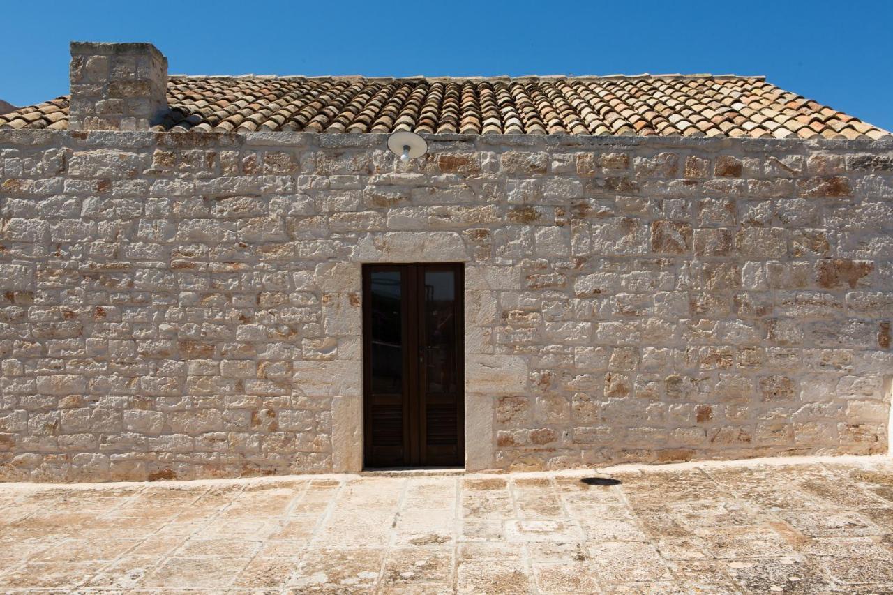 Masseria Castelluzzo Ceglie Messapica Exterior foto